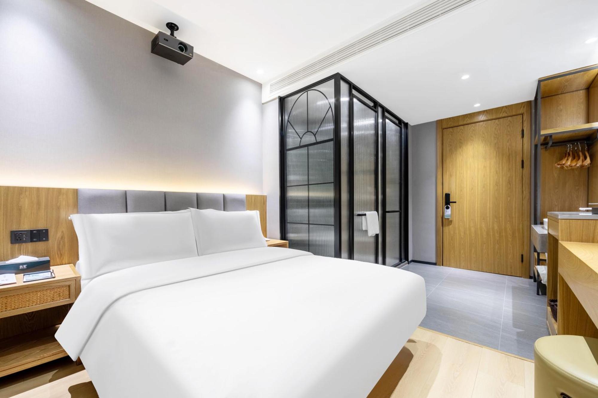True Go Hotel - Shanghai Jing'An Temple Nanjing West Road Exterior photo
