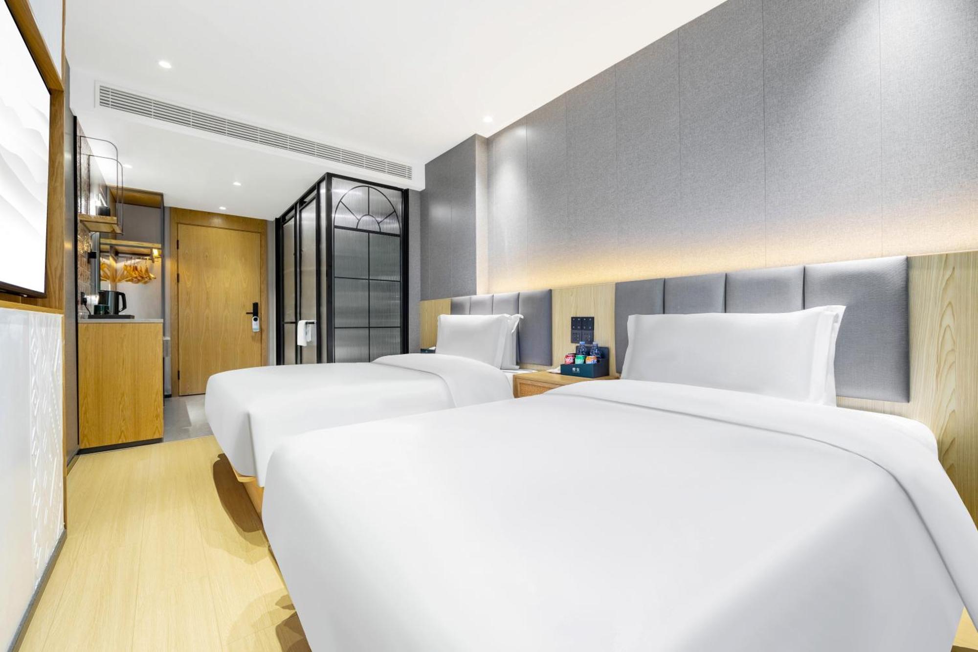 True Go Hotel - Shanghai Jing'An Temple Nanjing West Road Exterior photo