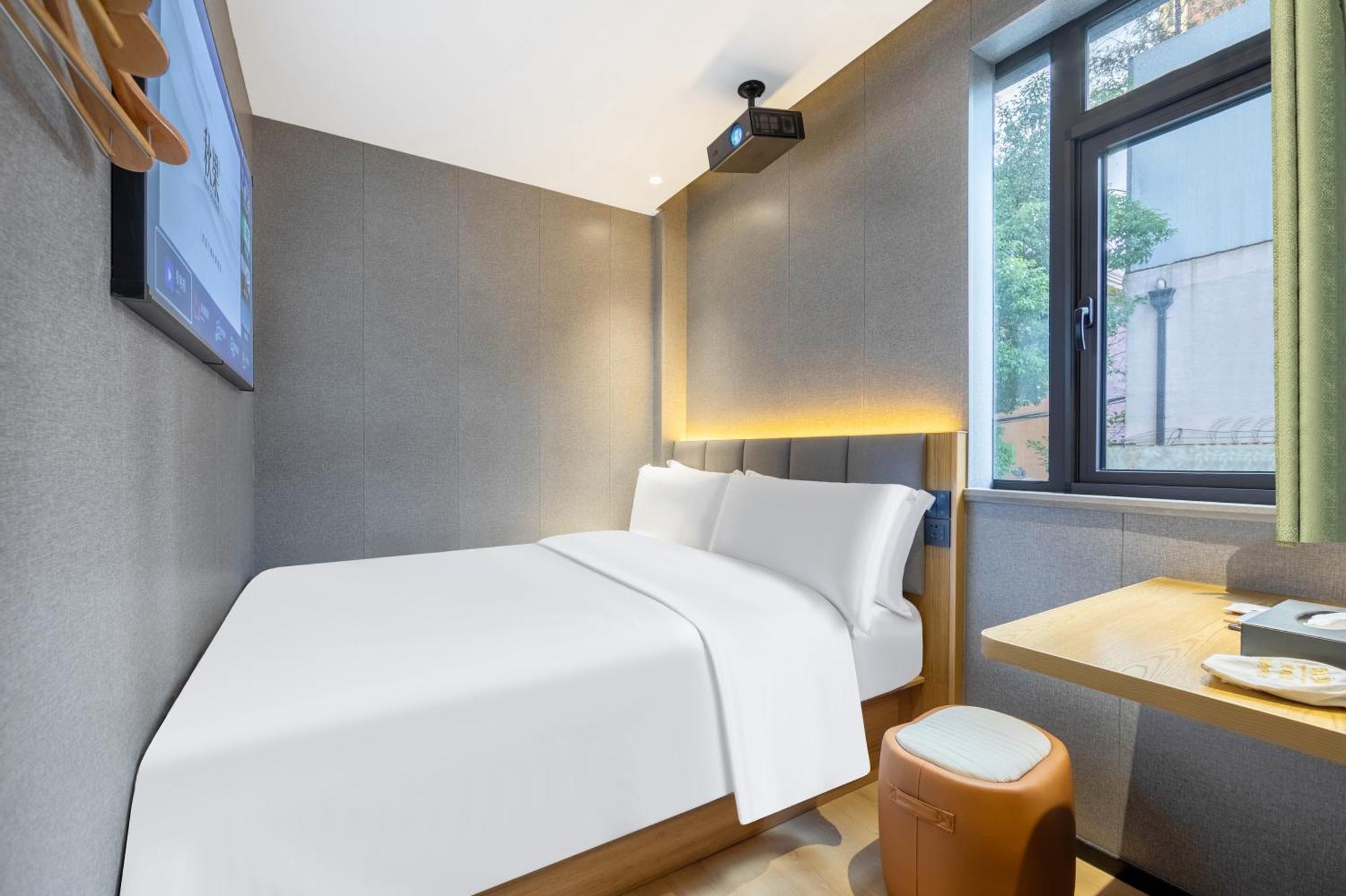 True Go Hotel - Shanghai Jing'An Temple Nanjing West Road Exterior photo